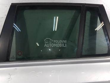 STAKLO za BMW X3