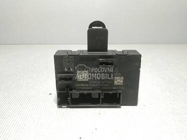 ELEKTRONIKA MODUL VRATA za Audi Q5