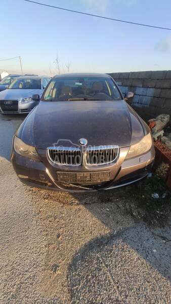 BMW 320 -  kompletan auto u delovima