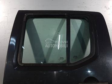 STAKLO za Nissan Pathfinder