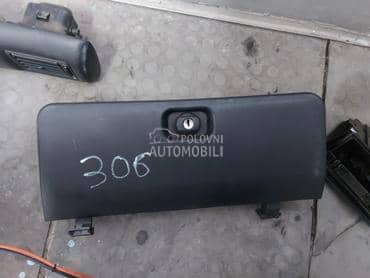 Kaseta - fioka za Peugeot 306