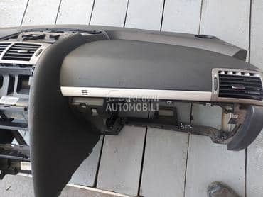 Instrument tabla za Peugeot 407