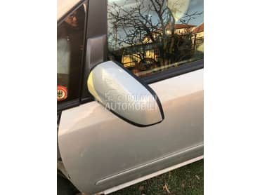Retrovizor levi desni za Opel Zafira od 2005. do 2009. god.
