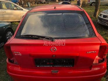 Gepek vrata y547 za Opel Astra G