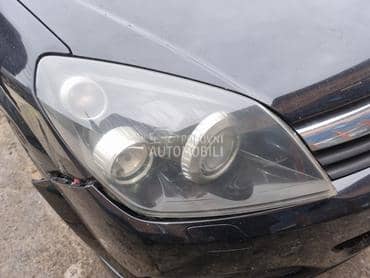 Opel Astra H 2005. god. -  kompletan auto u delovima