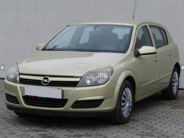 Opel Astra H 1.6 -  kompletan auto u delovima