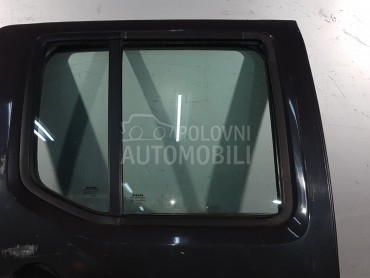 STAKLO za Nissan Pathfinder