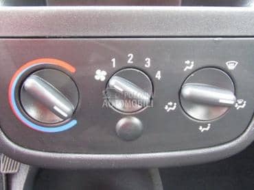 Konzola klime za Opel Combo od 2001. do 2012. god.