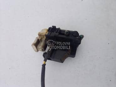 Brava desnih kliznih vrata za Fiat Doblo od 2000. do 2009. god.