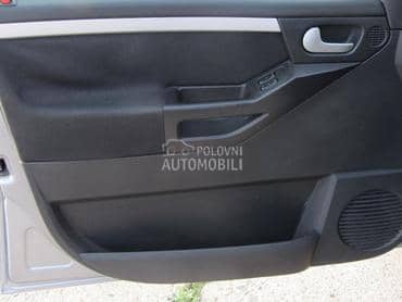 Tapacir vrata za Opel Meriva od 2003. do 2010. god.