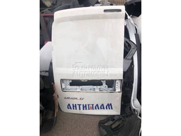 zadnja leva vrata za Fiat Doblo od 2010. do 2019. god.