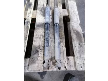 zadnji amortizeri za Mercedes Benz C 220 od 2004. do 2009. god.