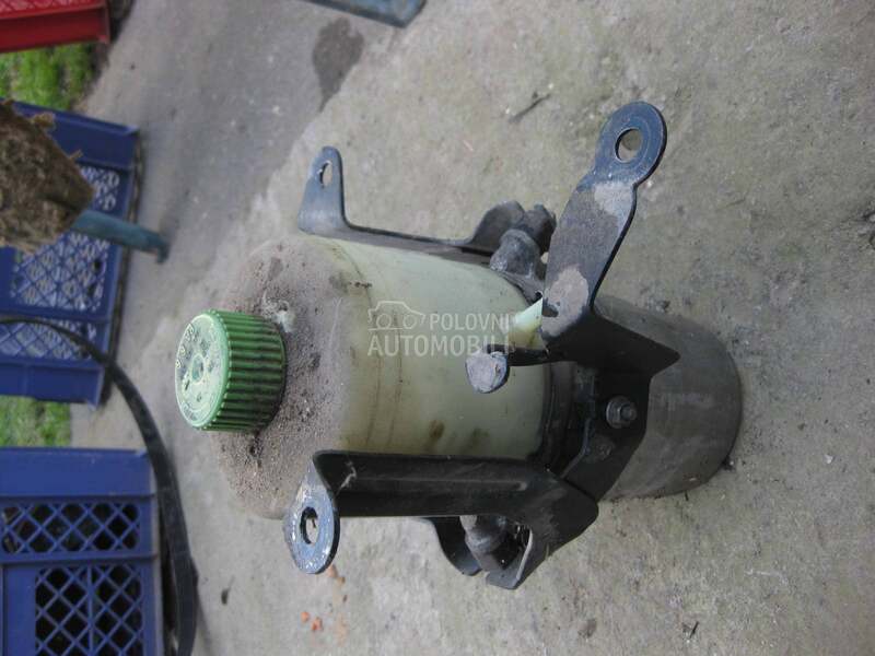 Servo pumpa i letva TRW i Koyo