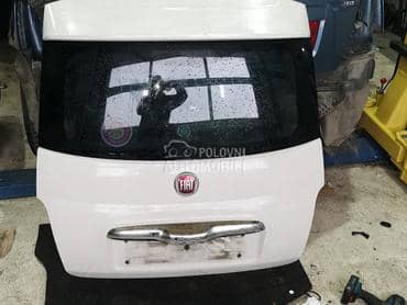 Gepek vrata bela za Fiat 500 od 2015. do 2021. god.