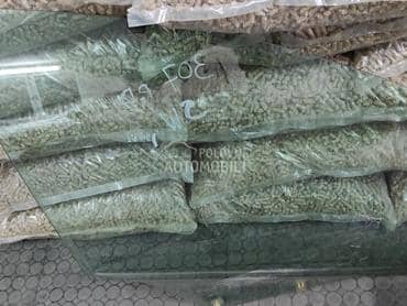 Staklo prednje desno za Peugeot 307