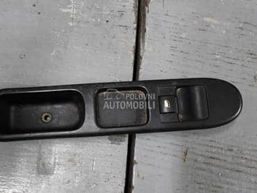 Prekidač desni podizaca prozor za Peugeot 307