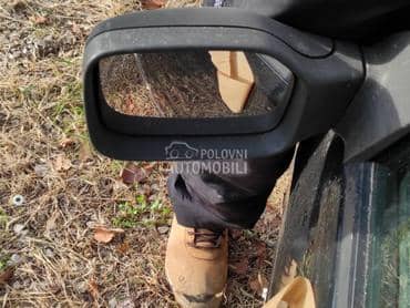 Retrovizor za Peugeot 106