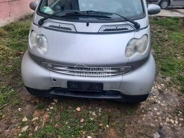 Smart ForTwo -  kompletan auto u delovima