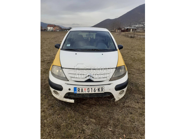 Citroen C3 -  kompletan auto u delovima