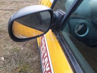 levi retrovizor za Citroen C3