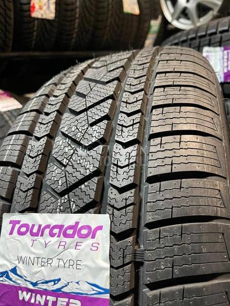 Tourador 275/40 R20 Zimska