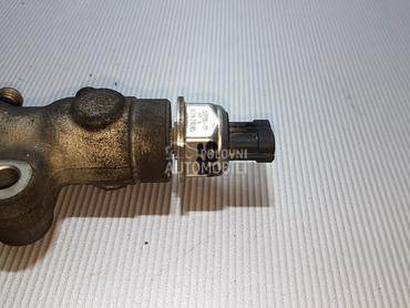 SENZOR PRITISKA GORIVA za Opel Astra H