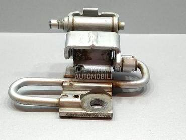 SKARE OD HAUBE za Audi A8