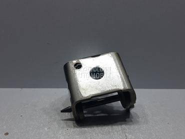 SKARE OD HAUBE za Peugeot 208