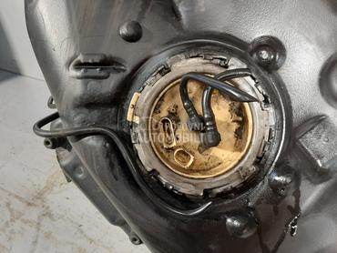 PUMPA GORIVA U REZERVOARU za Audi A6