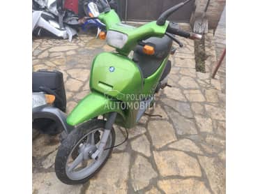 Delovi za Piaggio free 50