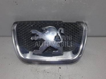 PREDNJI ZNAK za Peugeot 407