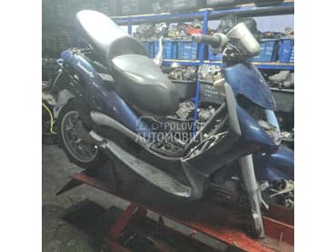 Piaggio Beverly 125cc delovi