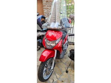 Piaggio Beverly 250cc delovi