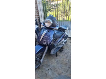 Piaggio Beverly 500cc delovi