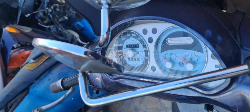 Piaggio Beverly 500cc delovi