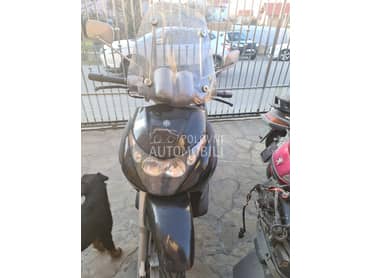 Piaggio Beverly 200cc