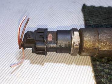 SENZOR PRITISKA GORIVA za Toyota Corolla