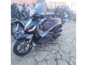 Piaggio Beverly 350ie delovi