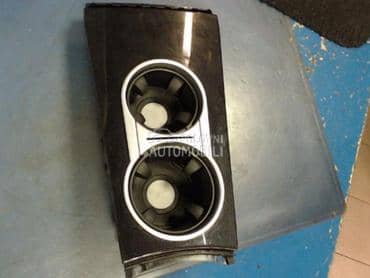 Centralna konzola čaše za Mercedes Benz ML 230, ML 270, ML 320 ... od 2005. do 2011. god.