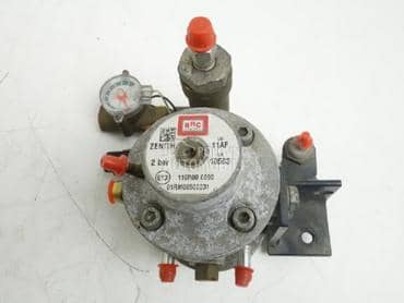 Regulator pritiska goriva za Mercedes Benz ML 230, ML 270, ML 320 ... od 2005. do 2011. god.