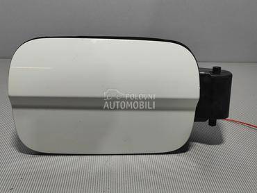 POKLOPAC REZERVOARA za Audi A6