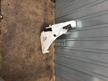 Boca za tecnost brisaca za Audi A6 od 2011. do 2018. god.