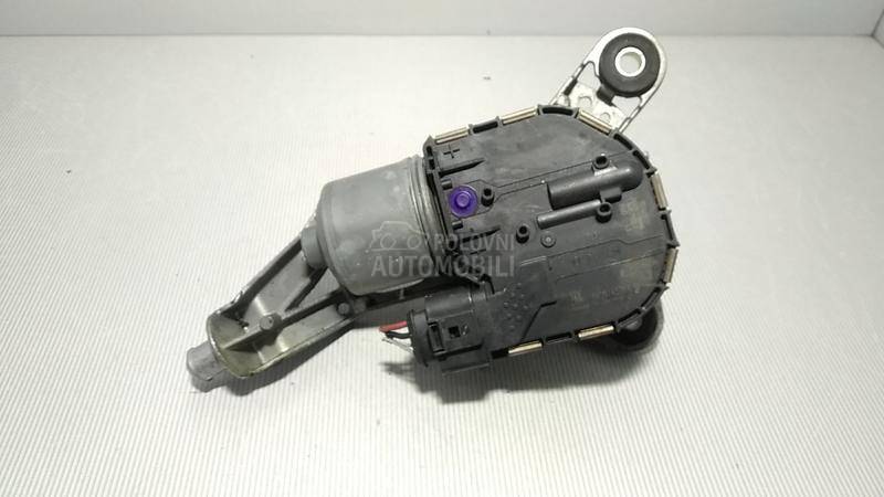 MOTORIC PREDNJEG BRISACA