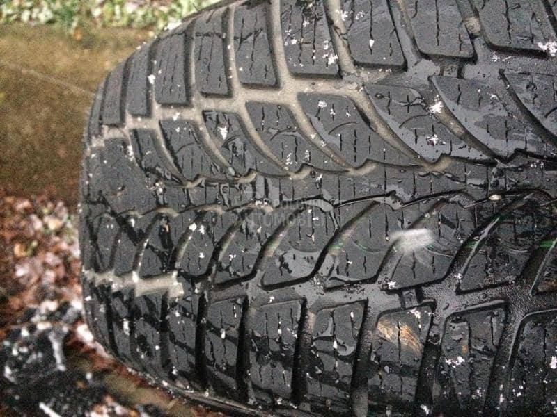 Vredestein 205/55 R16 Zimska