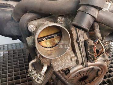 DOZER KLAPNA za Toyota Avensis