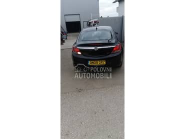 Zadnji branik limuzina crni za Opel Insignia od 2009. do 2013. god.