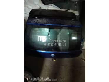 gepek vrata za Fiat Grande Punto