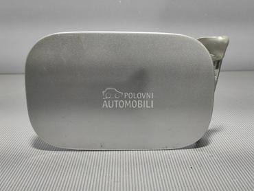 POKLOPAC REZERVOARA za Audi A4