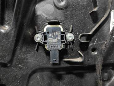 SENZOR AIRBAGA za Jeep Renegade