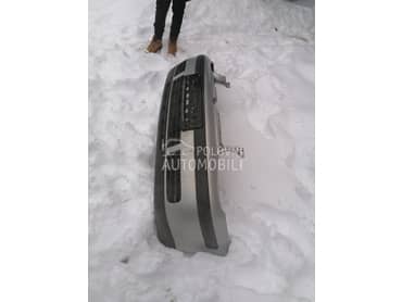 Branik prednji Siv za Volkswagen Golf 4 od 1998. do 2005. god.